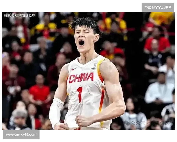 猛龙对阵篮网季前赛曾凡博被裁成场边焦点引发热议 猛龙对阵篮网季前赛曾凡博被裁成场边焦点引发热议