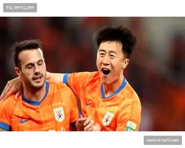 卡扎伊什维利点球被扑瞬间,金靴压力尽显 卡扎伊什维利点球被扑瞬间,金靴压力尽显